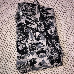 Lululemon leggings size 2